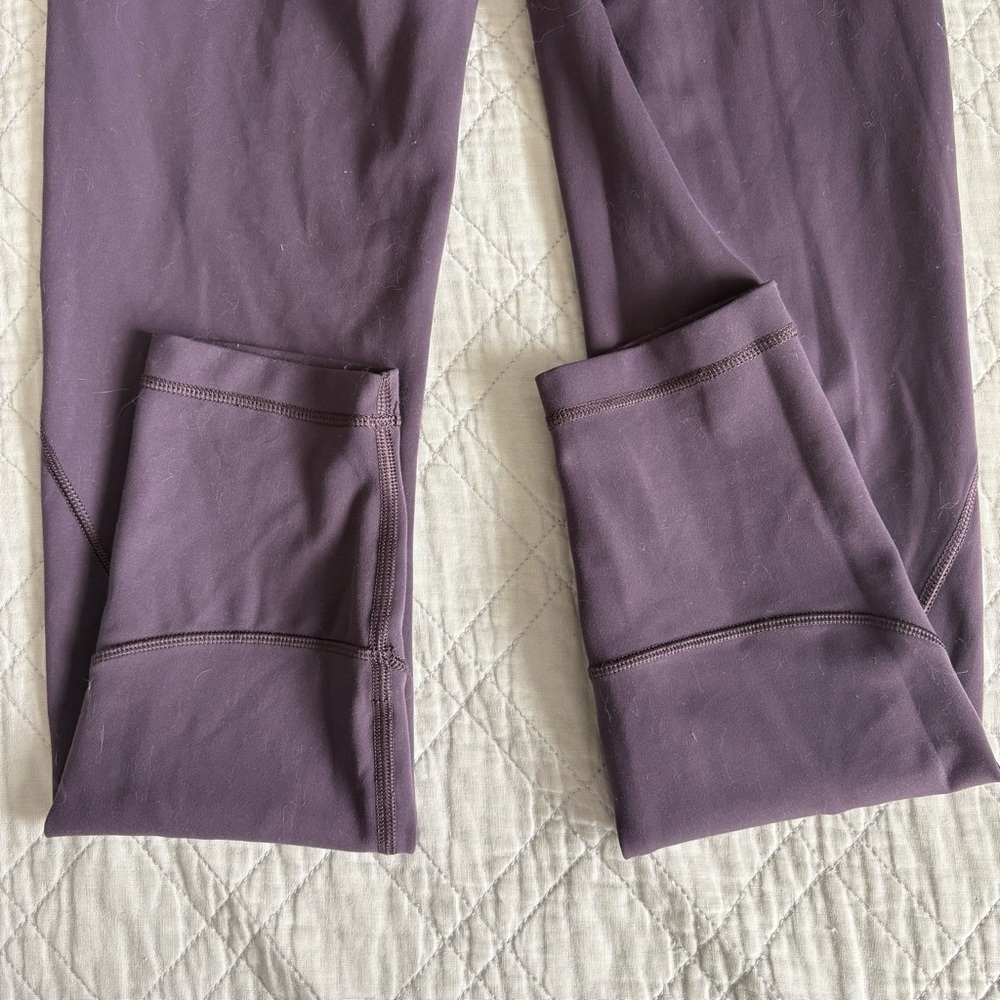 Lululemon Purple Women’s Leggings Size 6 - Picture 3 of 6
